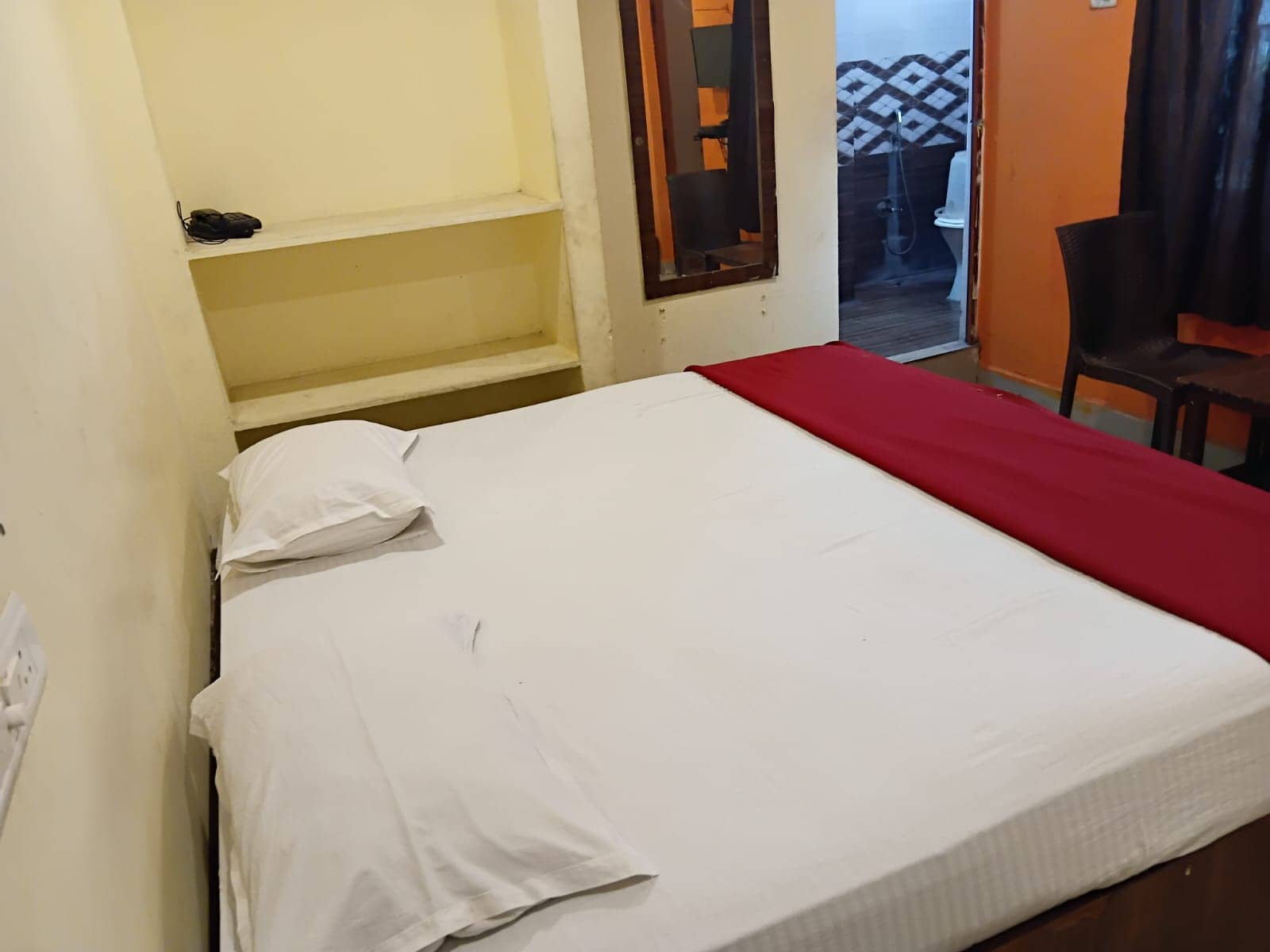 You are currently viewing Standard Normal Room